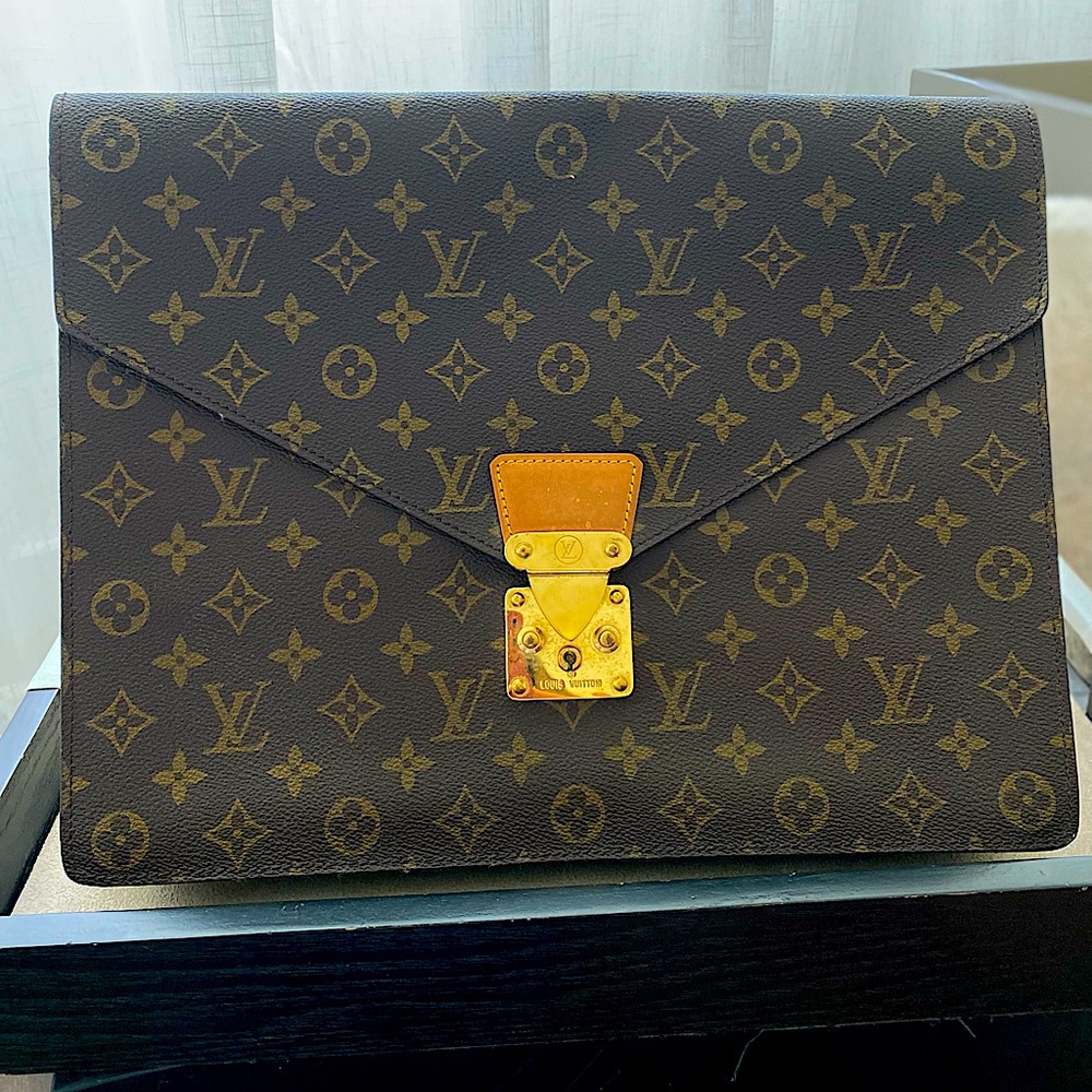 Vintage Louis Vuitton Serviette Laguito Envelope